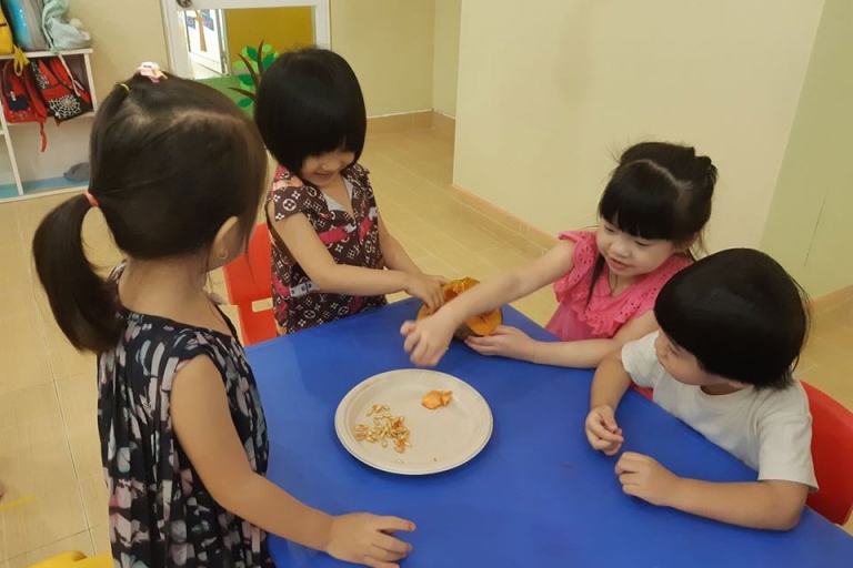 Nhà trường sẽ luôn đồng hành trên con đường phát triển của các em