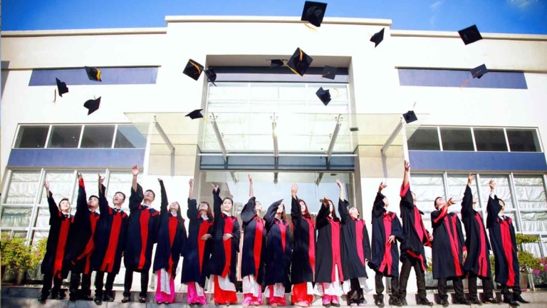 Trường Đại Học Thăng Long