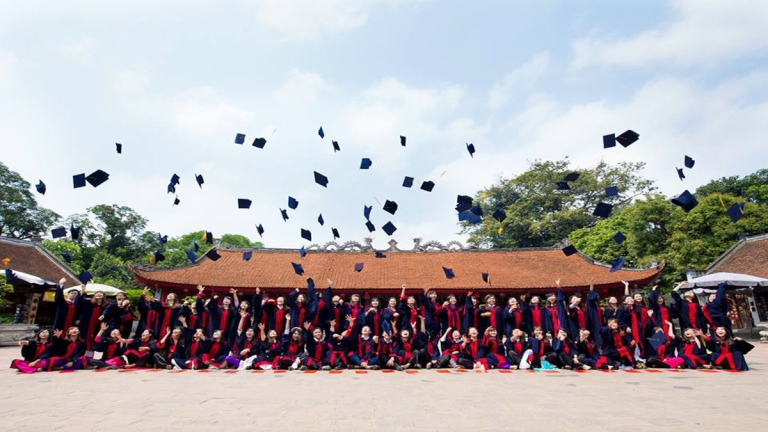 Trường Đại Học Tài Chính - Quản Trị Kinh Doanh