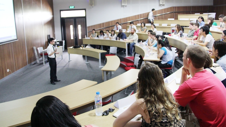 	Trường Đại Học Quốc Tế Miền Đông