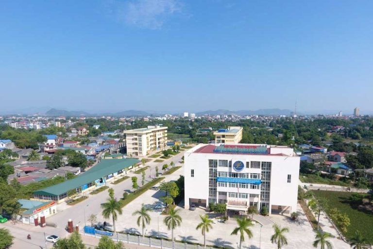 Toàn cảnh trường Đại học Kinh tế và Quản trị kinh doanh Thái Nguyên