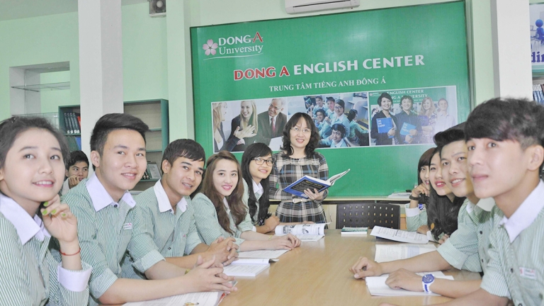 Trường Đai Học Đông Á