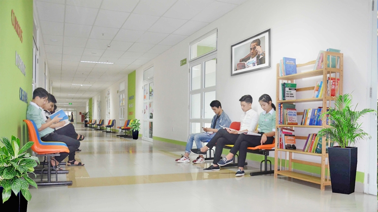 Trường Đai Học Đông Á