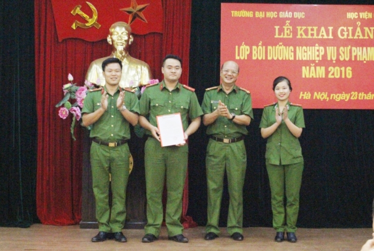 Lễ khai giảng lớp nghiệp vụ sư phạm giành cho cán bộ ĐH CSND