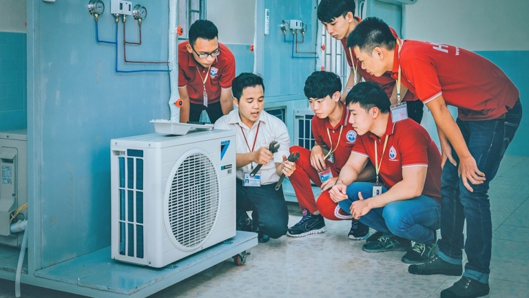 Trường Cao Đẳng Kỹ Nghệ II