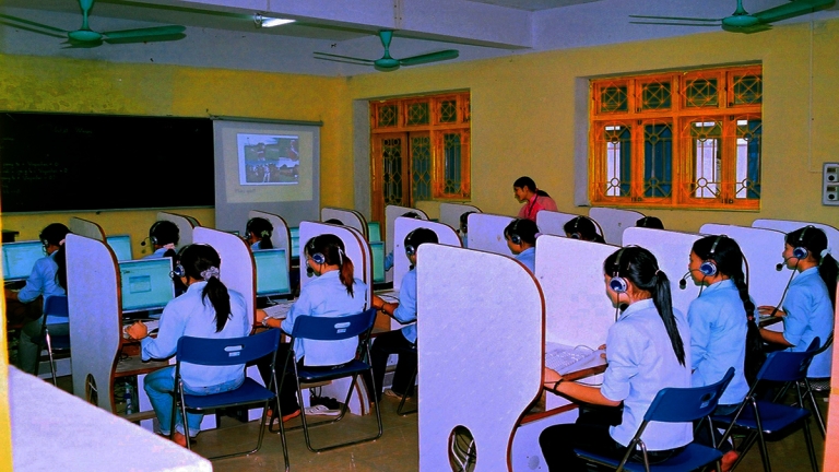 Trường Đại học Sao Đỏ