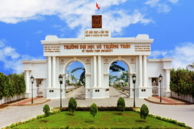 Trường Đại học Võ Trường Toản