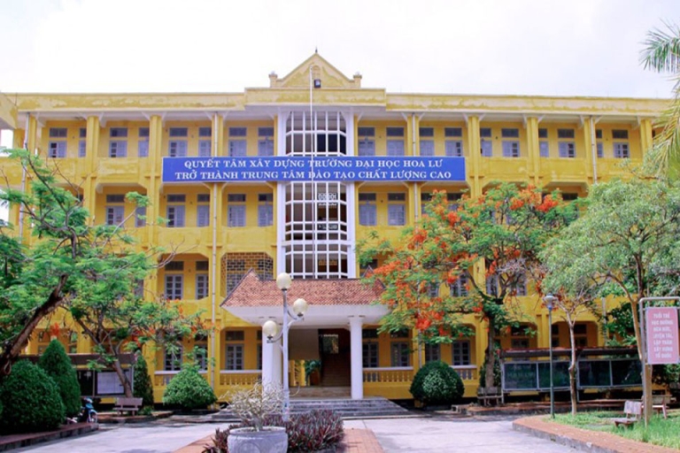 Trường Đại học Hoa Lư