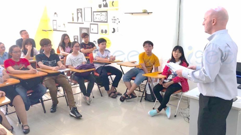 Trung Tâm Ngoại Ngữ & Kỹ Năng iSEE Academy