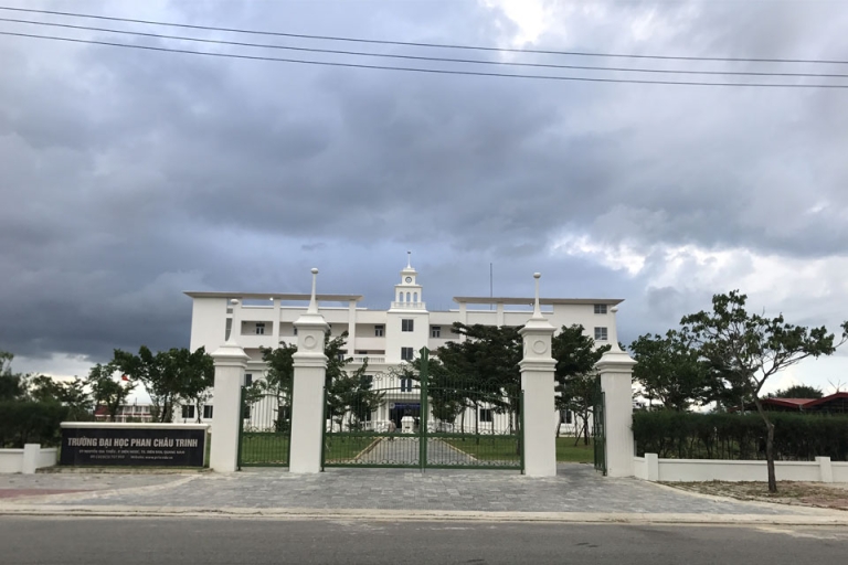 Trường Đại học Phan Châu Trinh