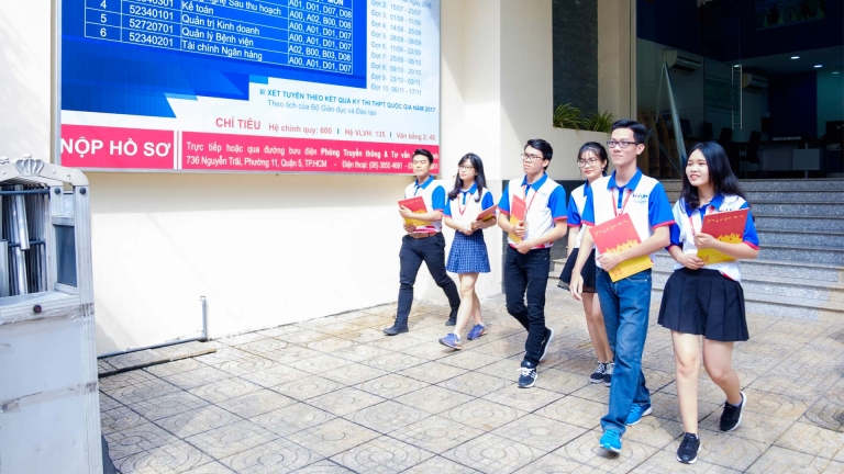 Trường Đại học Hùng Vương TP. HCM