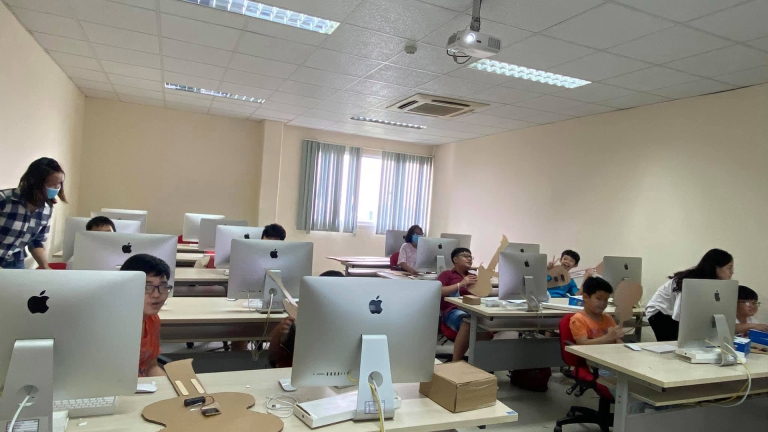 Trung tâm Ngoại ngữ và Công nghệ iCity