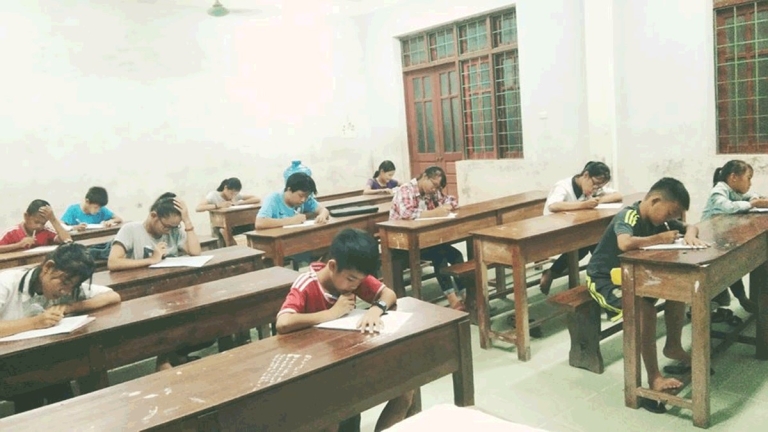 Trung tâm Ngoại ngữ Lệ Thủy