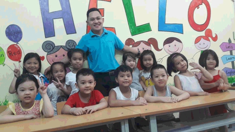 Trung tâm Ngoại ngữ New Sky Quảng Bình