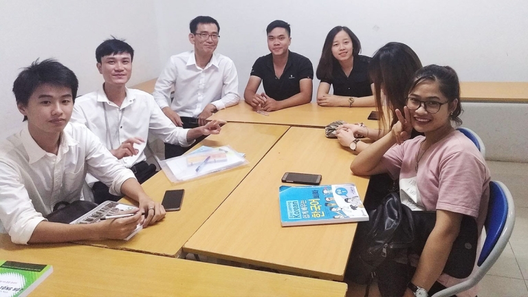 Trung tâm tiếng Hàn JTrain