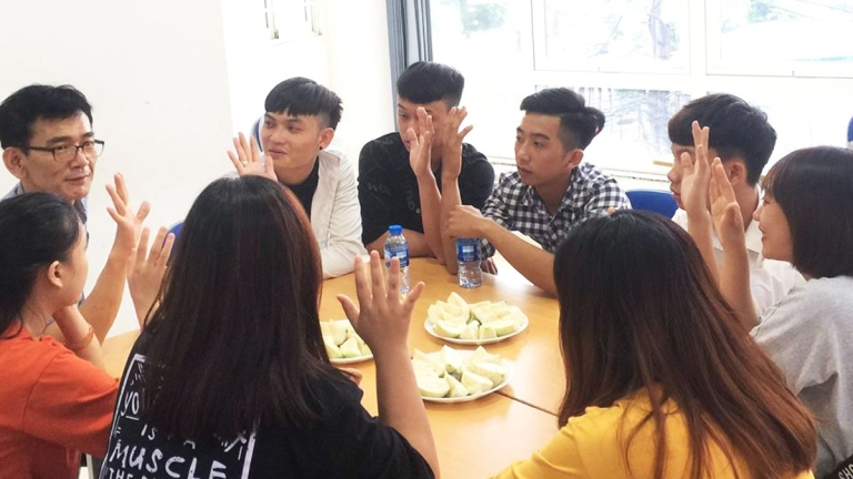 Trung tâm tiếng Hàn JTrain