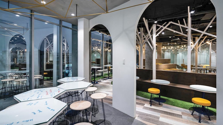 Trung tâm English Town