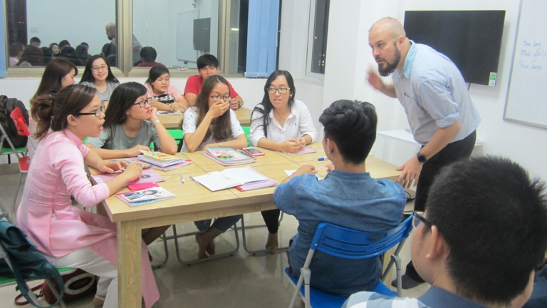 Trung tâm MIFA English