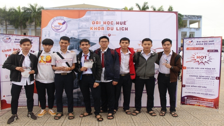 Khoa Du Lịch - Trường Đại học Huế