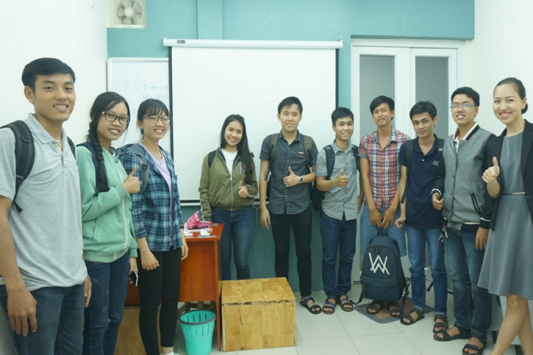 trung tam thay giang co mai