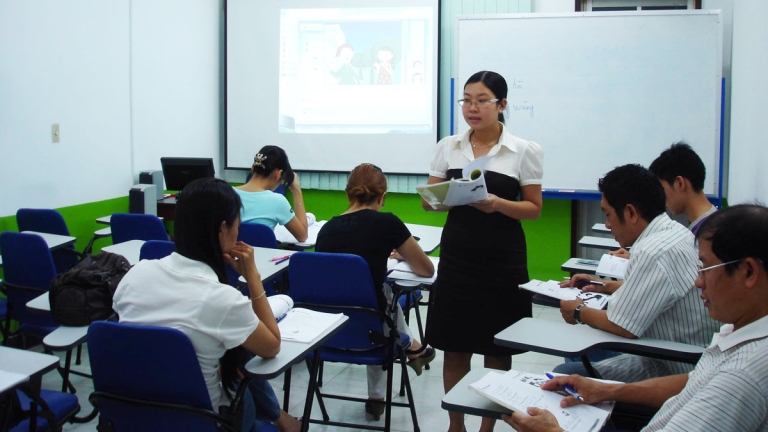 Trung Tâm Ngoại Ngữ Forward