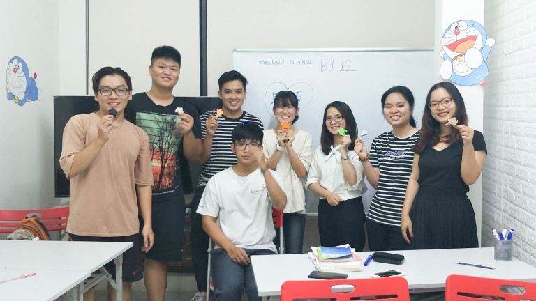 Trung tâm Nhật ngữ Rakuraku