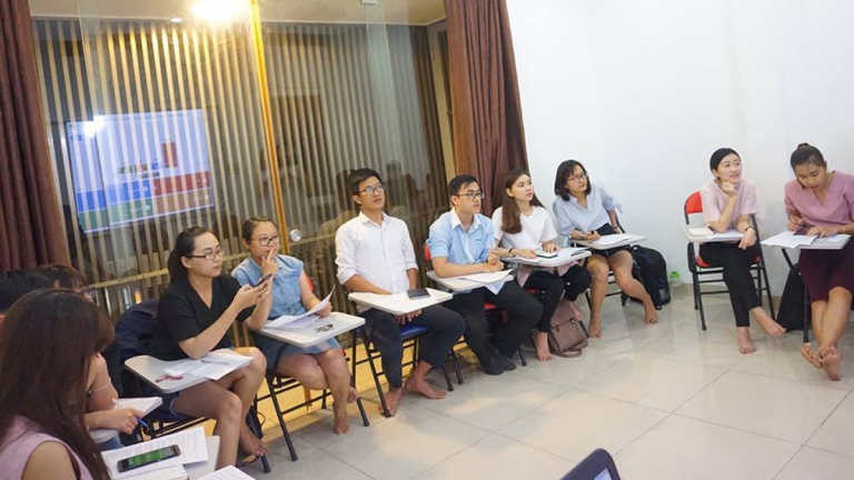 Trung tâm tiếng Anh KISS English