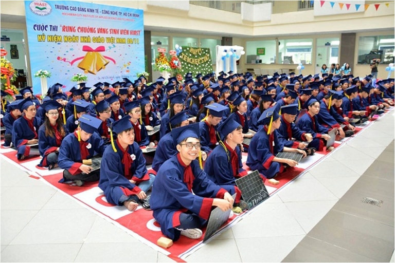 Rung chuông vàng sinh viên HIAST năm 2017