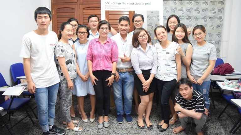 Câu Lạc Bộ Tiếng Anh Giao Tiếp Saigon English Club