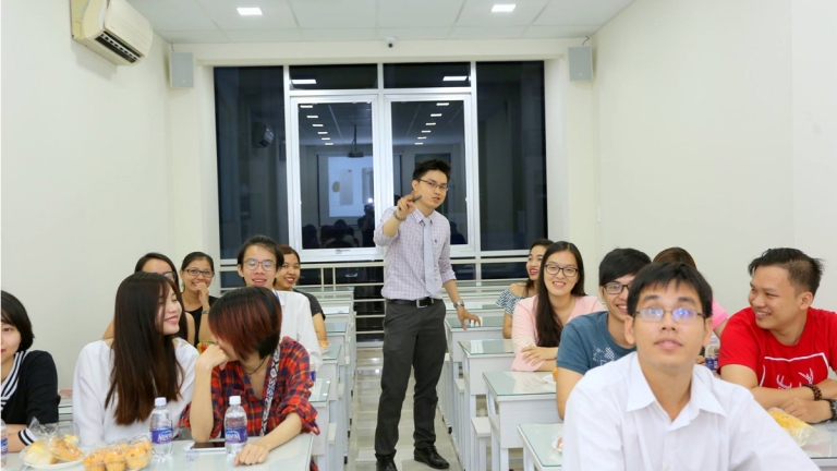 Trung tâm Anh ngữ Huy Trịnh