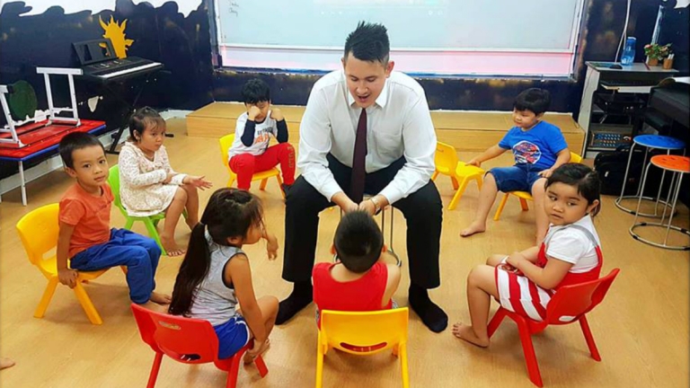 Trung Tâm Anh Ngữ Tự Nhiên