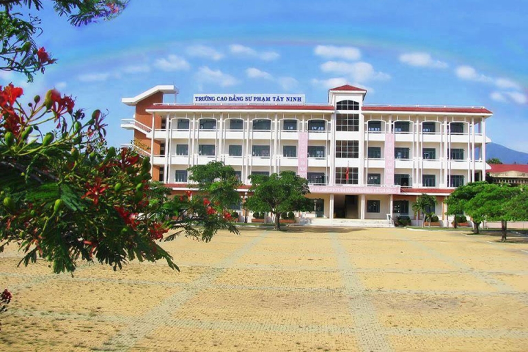 Sự trưởng thành và phát triển của Trường CĐSP Tây Ninh