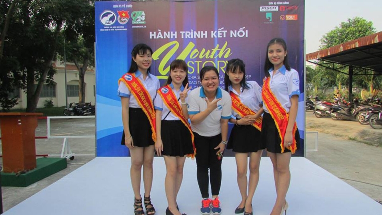 Trường Cao đẳng Bán công Công nghệ và Quản trị doanh nghiệp