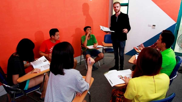 Học viện Anh ngữ EQuest EQuest Academy