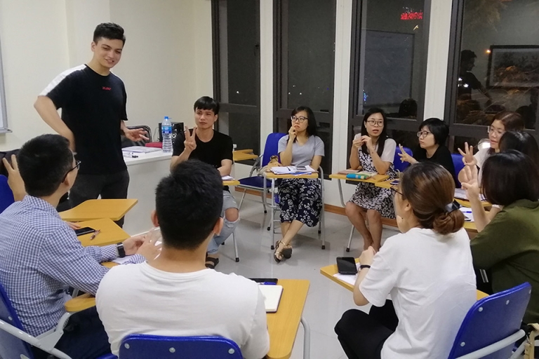 Lớp học Aten áp dụng 2 phương pháp giảng dạy đặc biệt