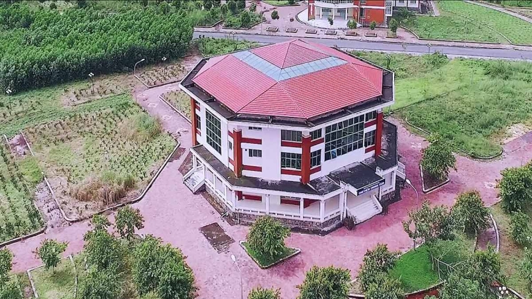 Trường  Cao Đẳng Cộng Đồng Hậu Giang