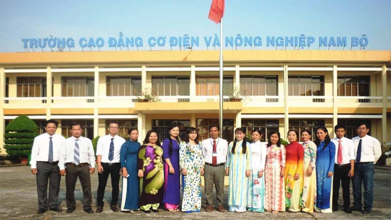 Trường Cao Đẳng Cơ Điện Và Nông Nghiệp Nam Bộ