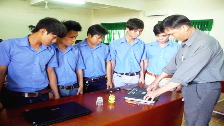 Trường Cao Đẳng Cơ Điện Và Nông Nghiệp Nam Bộ