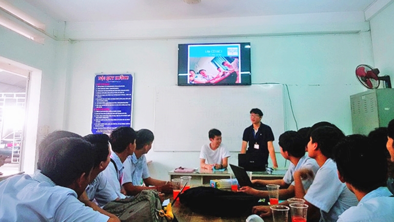 Trường Cao đẳng Kinh tế - Kỹ thuật Vinatex TP.HCM