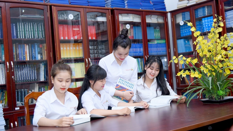 Trường Cao đẳng Đại Việt Sài Gòn