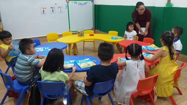 Trung tâm Ngoại ngữ Trí Việt