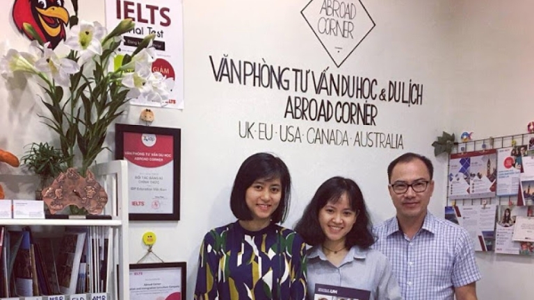 Công ty Tư vấn Du học và Du lịch Abroad Corner