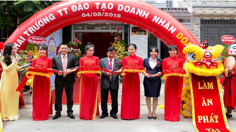 Trung tâm Đào tạo Doanh nhân Doanh Trí