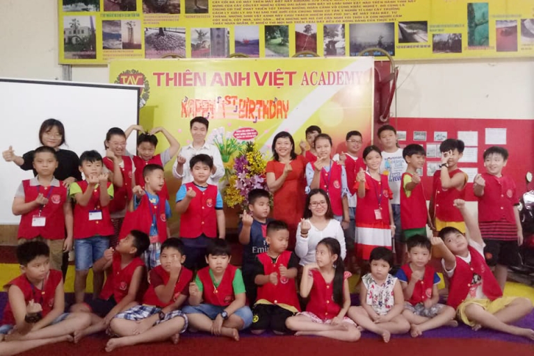 hoc-vien-dao-tao-ky-nang-song-thien-anh-viet