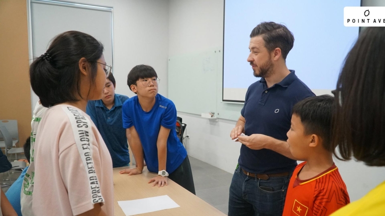 Trung tâm Tiếng Anh Point Avenue