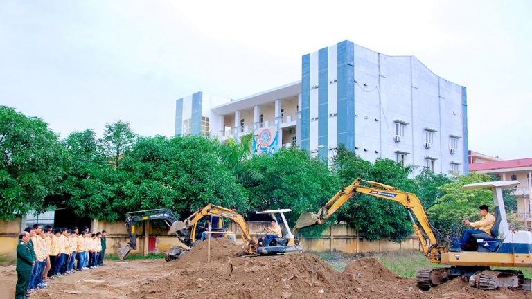 Trường Cao đẳng nghề số 4 - Bộ Quốc Phòng