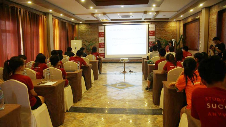 Trung Tâm IvyCation