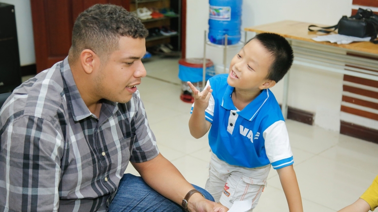 Trung tâm Ngoại ngữ VAE