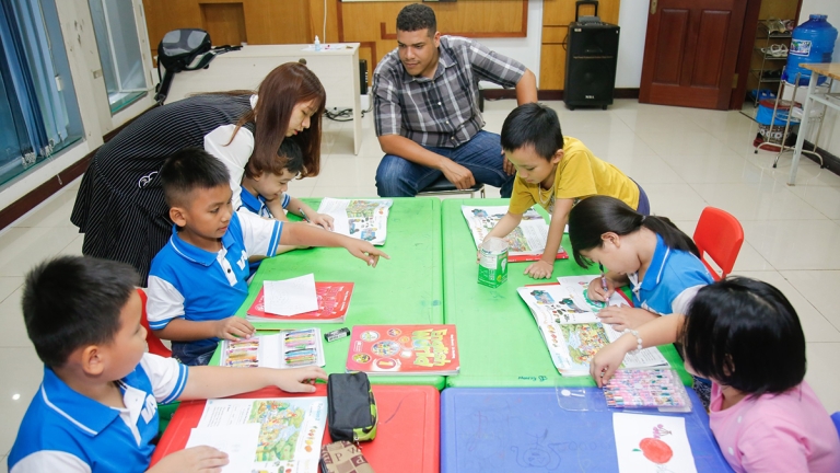 Trung tâm Ngoại ngữ VAE