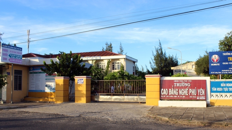 Trường Cao đẳng Nghề Phú Yên